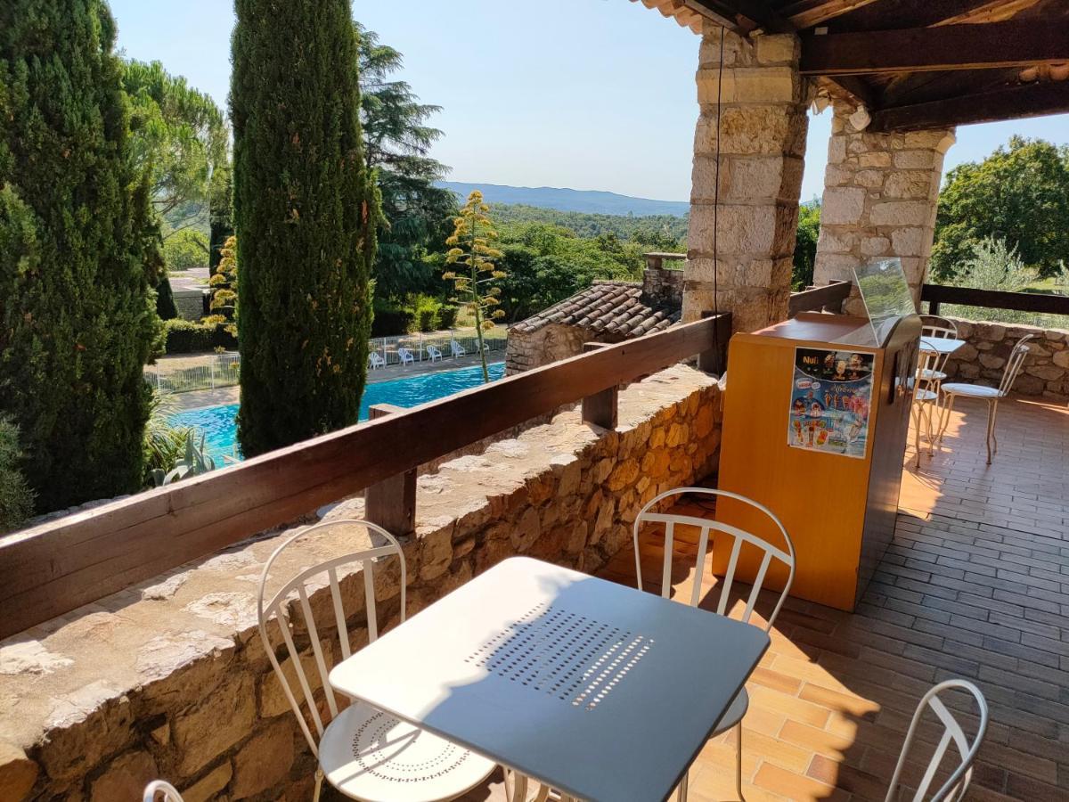 Residence Vacances Bleues Lou Castel Berrias-et-Casteljau Bagian luar foto